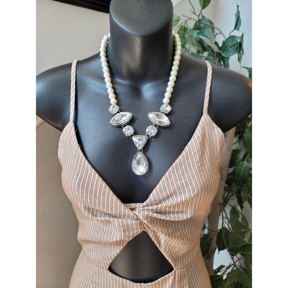 The Room Jumpsuit Women Medium Beige White Striped Cutout Wide Leg Sleeveless - Picture 3 of 12